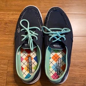 Skecher Sperries